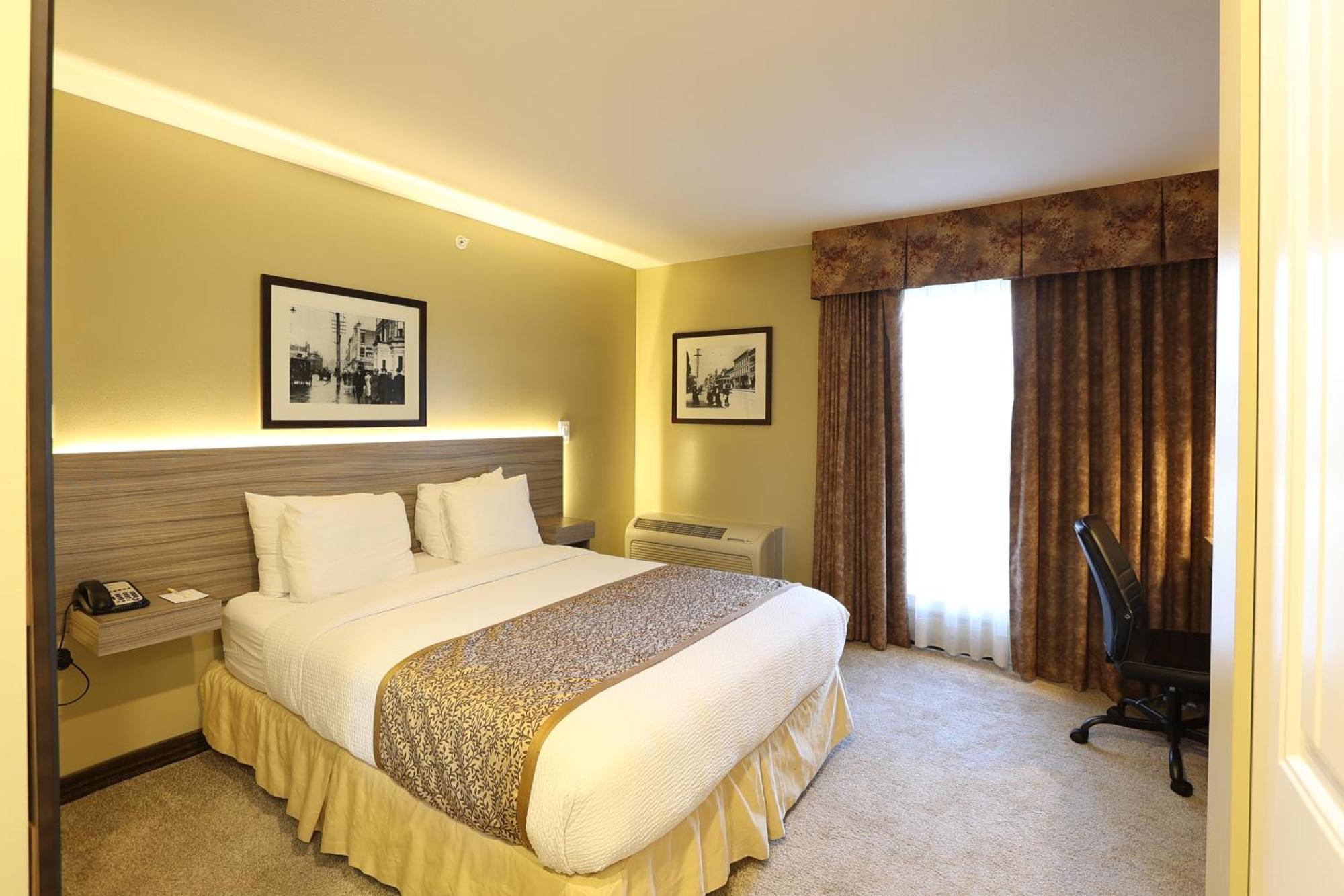 Days By Wyndham Hotel Surrey